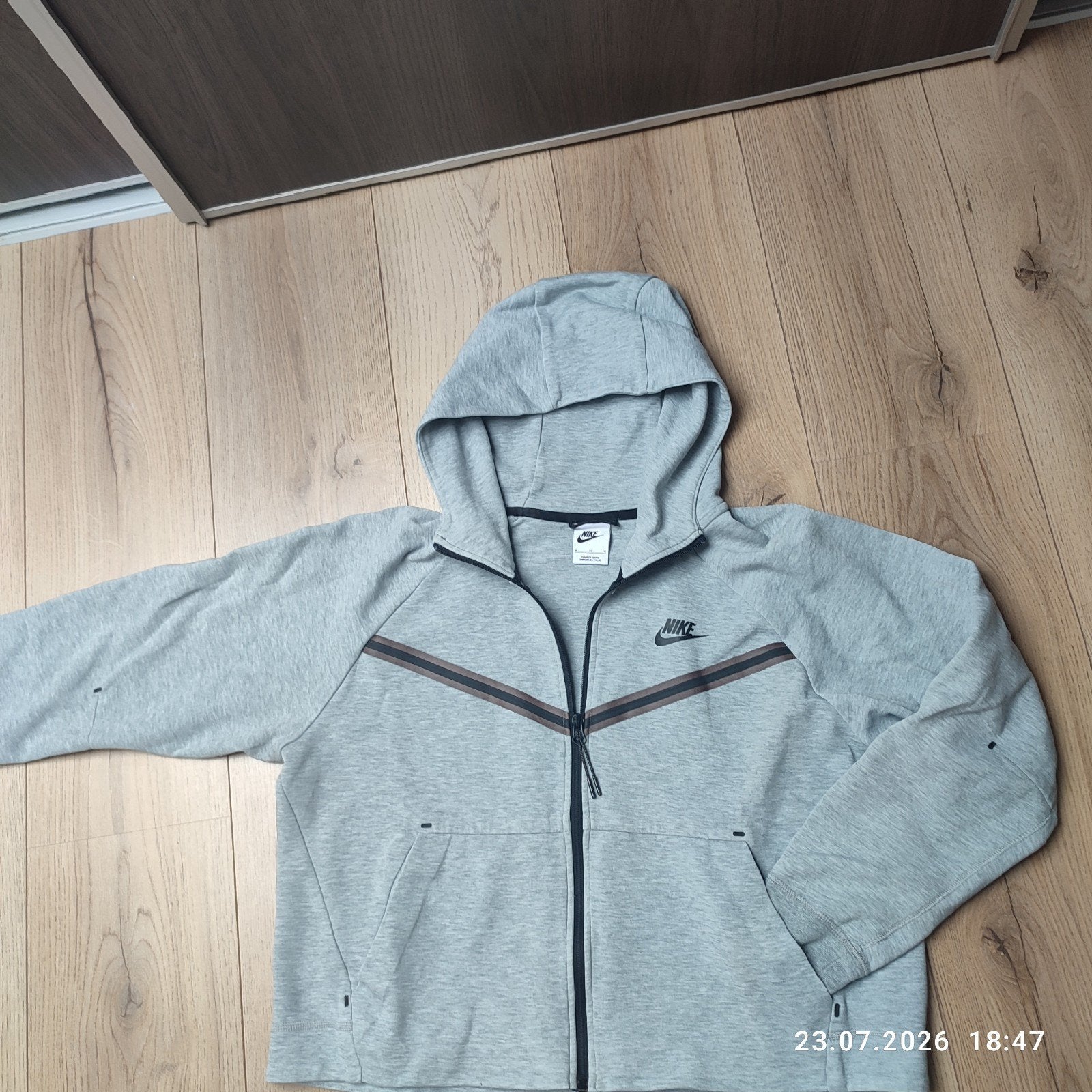 Nike Sportswear Tech Fleece Hoodie Maat M, Maat 38/40 (M), Nike, Ophalen of Verzenden, Grijs