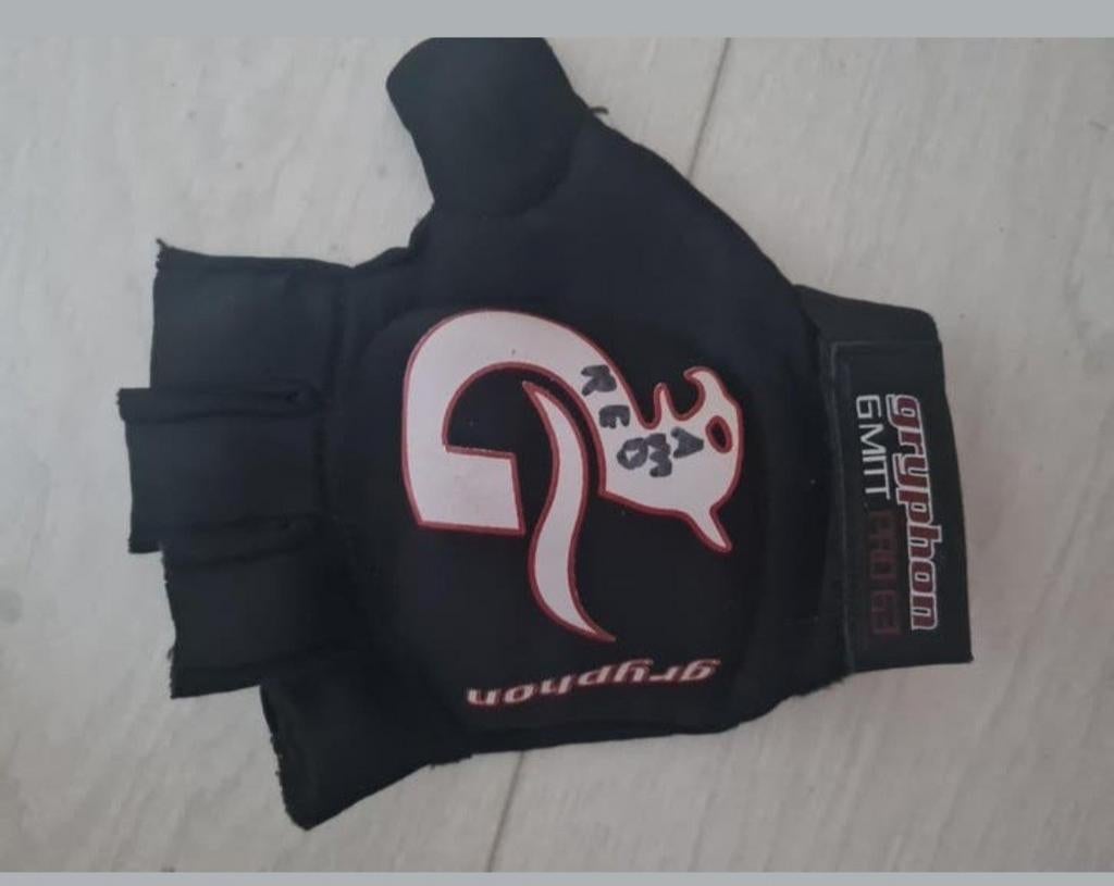 Hockey handschoen links maat M, Ophalen of Verzenden, Zo goed als nieuw, Overige typen