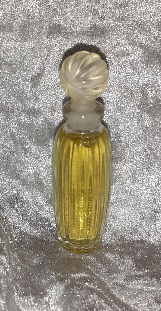Volle parfum mini Valentino, Ophalen of Verzenden, Zo goed als nieuw, Miniatuur, Gevuld
