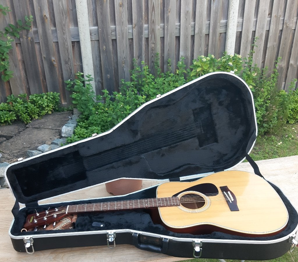 Mooie vintage gitaar Yamaha FG-335 made in Taiwan, Ophalen, Zo goed als nieuw, Klassieke of Spaanse gitaar