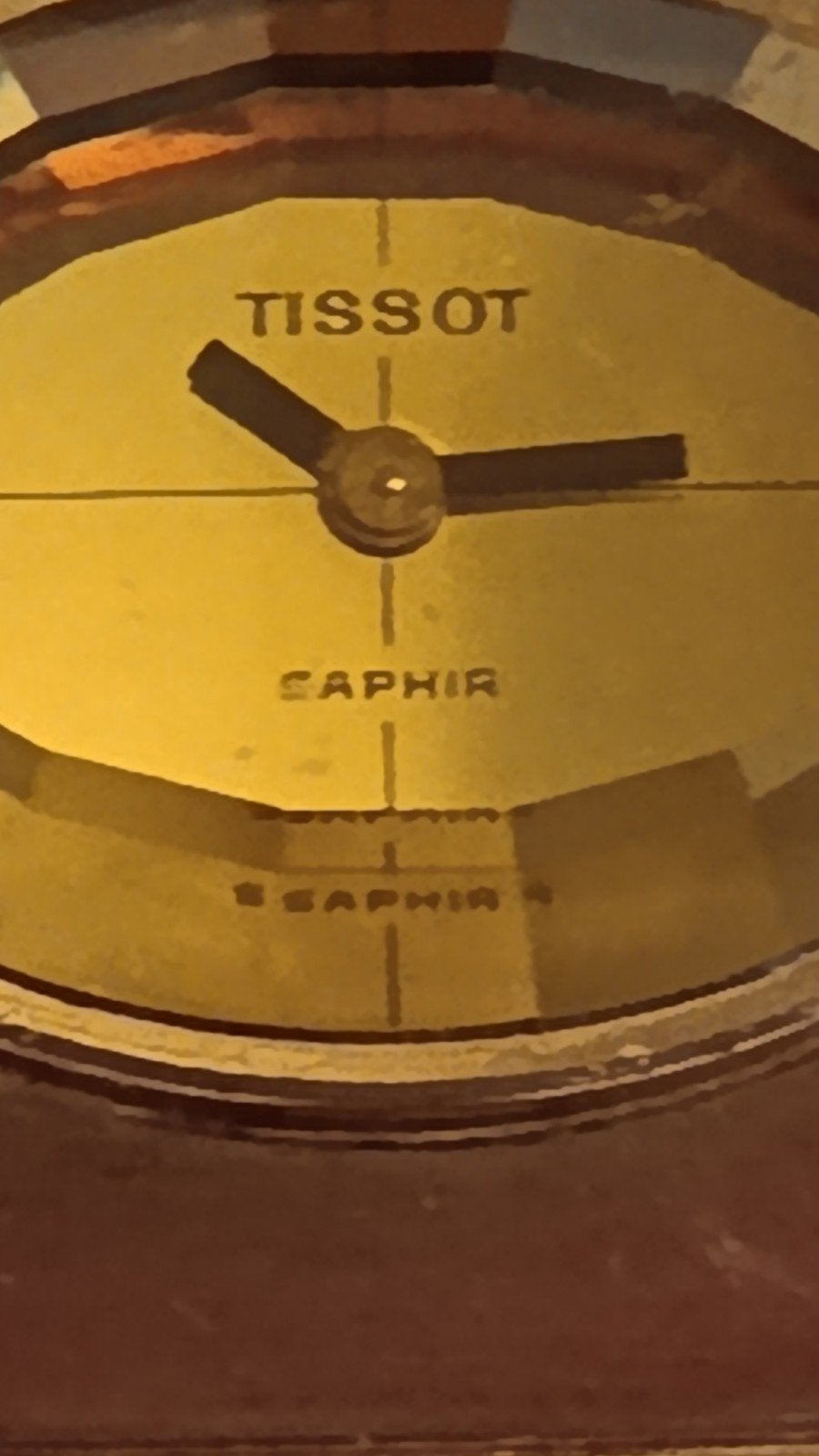 Tissot Saphir dameshorloge ,met Robijn gelas- loopt niet, Overige merken, Gebruikt, Polshorloge, Ophalen of Verzenden