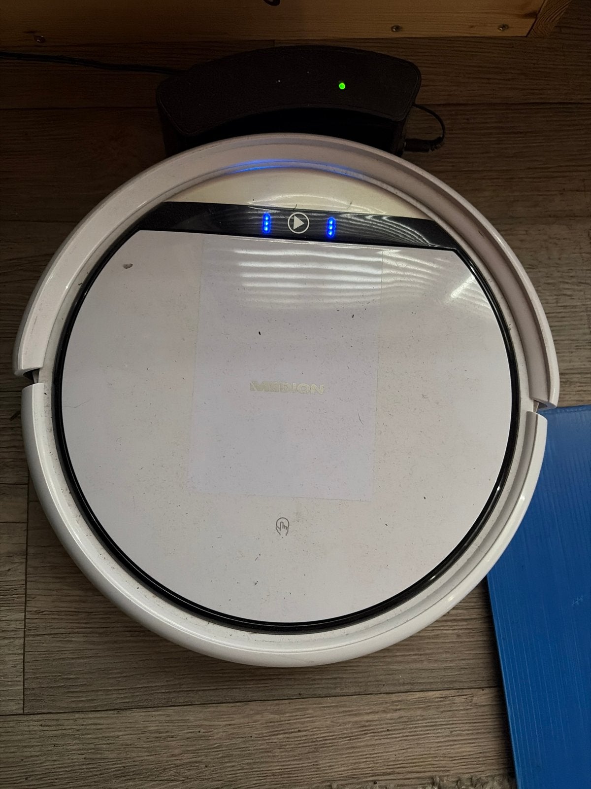 Medion Robotstofzuiger - Zo goed als nieuw, Ophalen, Oplaadstation, Zo goed als nieuw, Robotstofzuiger