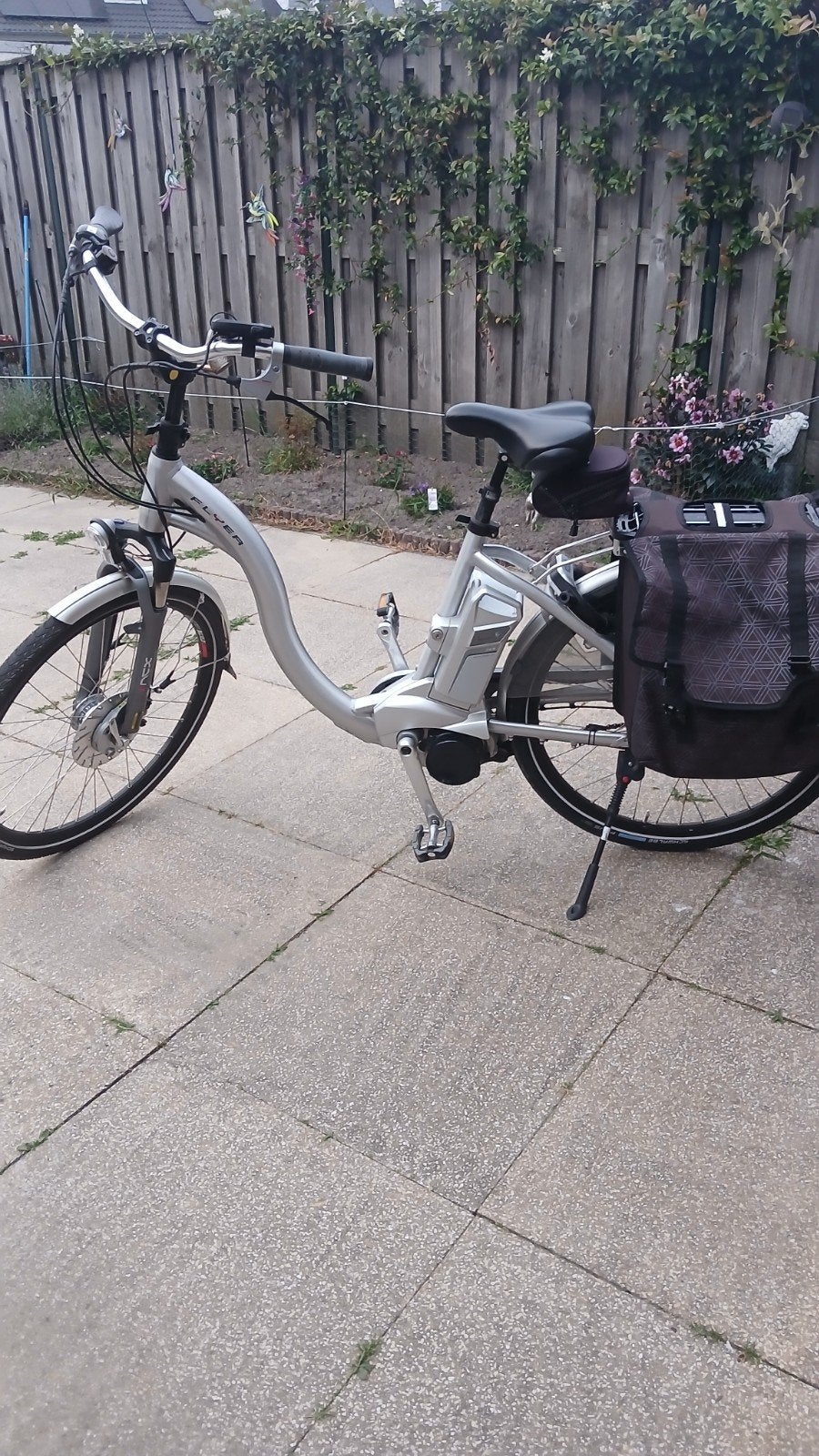 FLYER 26inch(Elektrisch fiets lage instap), Overige merken, Ophalen of Verzenden, Zo goed als nieuw, Minder dan 47 cm