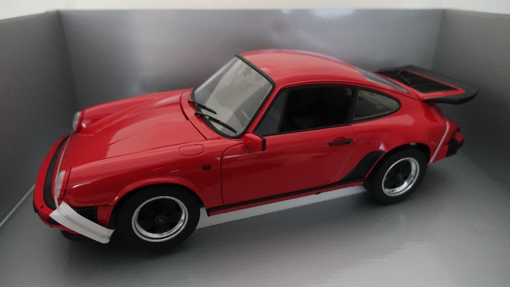 Porsche 911 Carrera 3.2 coupe schaal 1:12 Premium ClassiXXs, Ophalen of Verzenden, Nieuw, 1:9 t/m 1:12, Auto
