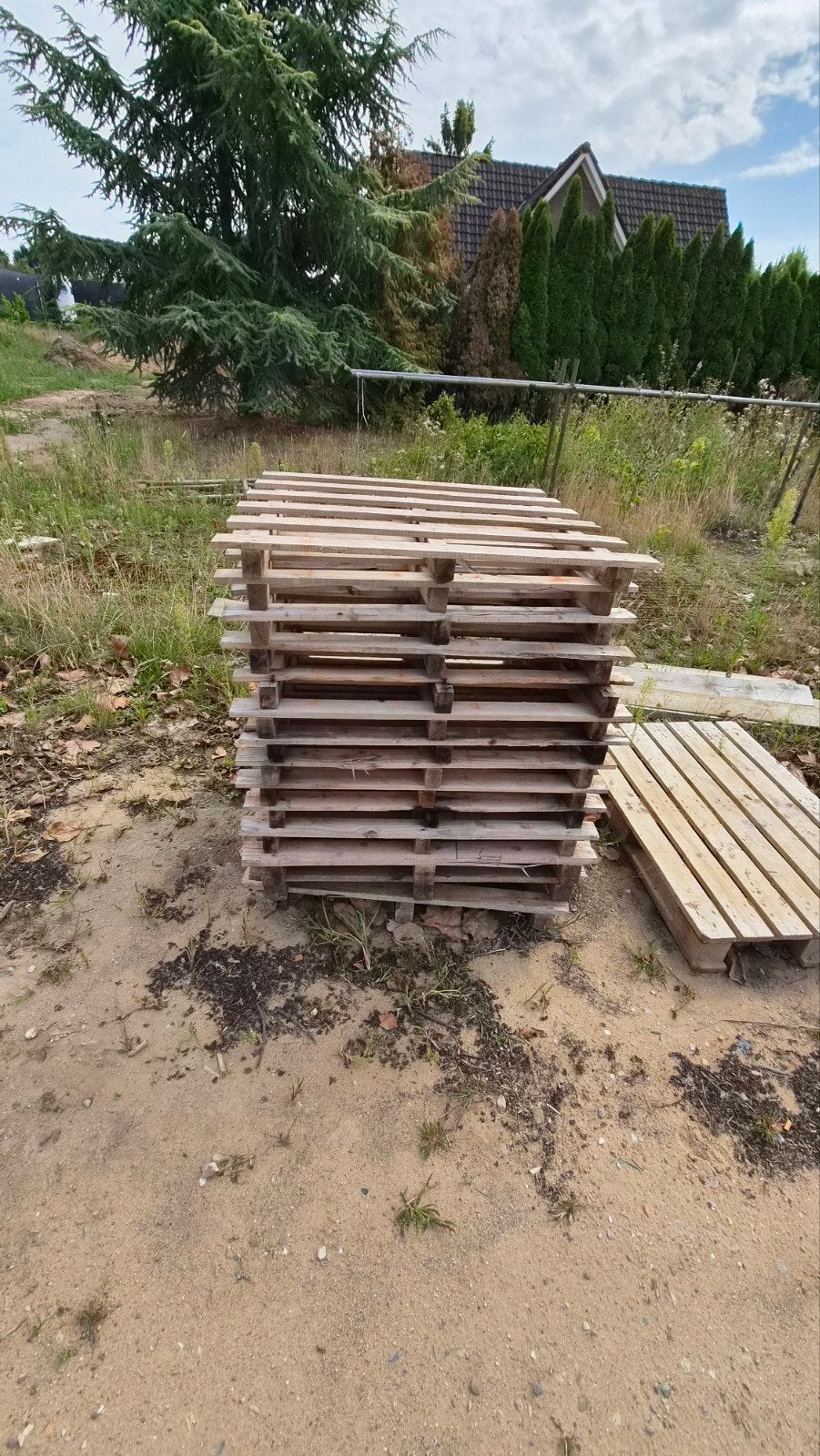 Gratis Pallets af te halen in Megchelen, Ophalen
