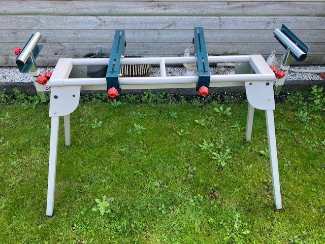 bosch onderstel voor b.v.afkortzaag, Doe-het-zelf en Verbouw, Ophalen, 70 mm of meer, Zo goed als nieuw, Afkortzaag