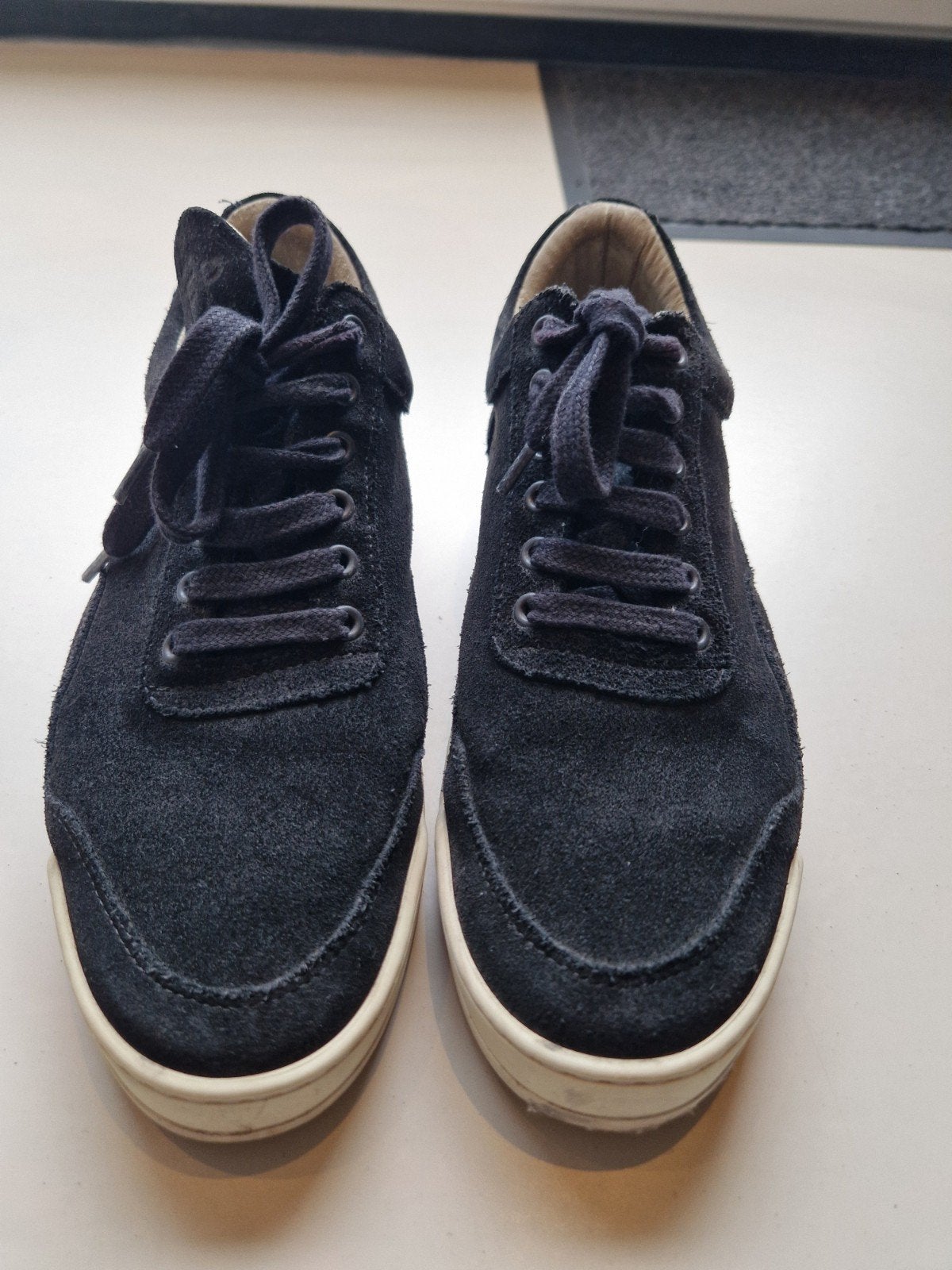 Zwarte suède sneakers Filling Pieces mt 39, Kleding | Dames, Filling Pieces, Zwart, Ophalen of Verzenden, Sneakers of Gympen