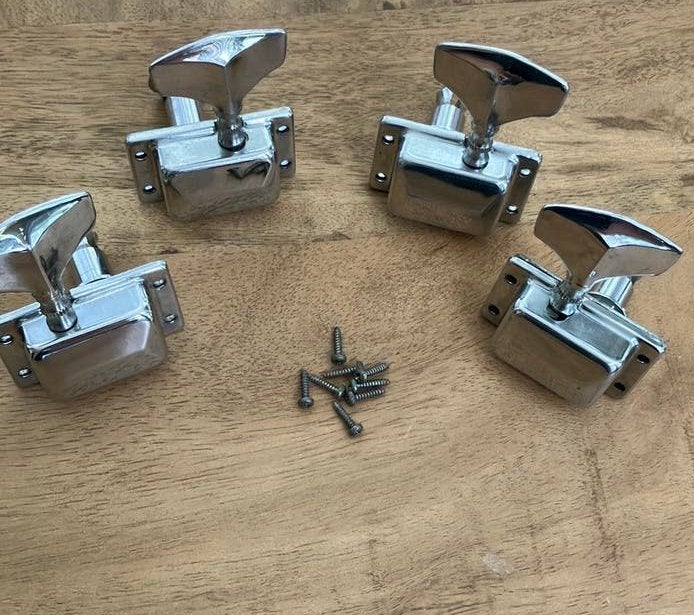 MIJ EB/SG bass, 1 treble & 1 bass side tuner 1970's - Chrome, Muziek en Instrumenten, Ophalen, Nieuw
