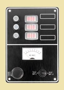 L0680034 schakelpaneel 12V, 3 schklrs, 1x12V+voltmtr € 44,95, Ophalen of Verzenden, Nieuw, Motor en Techniek