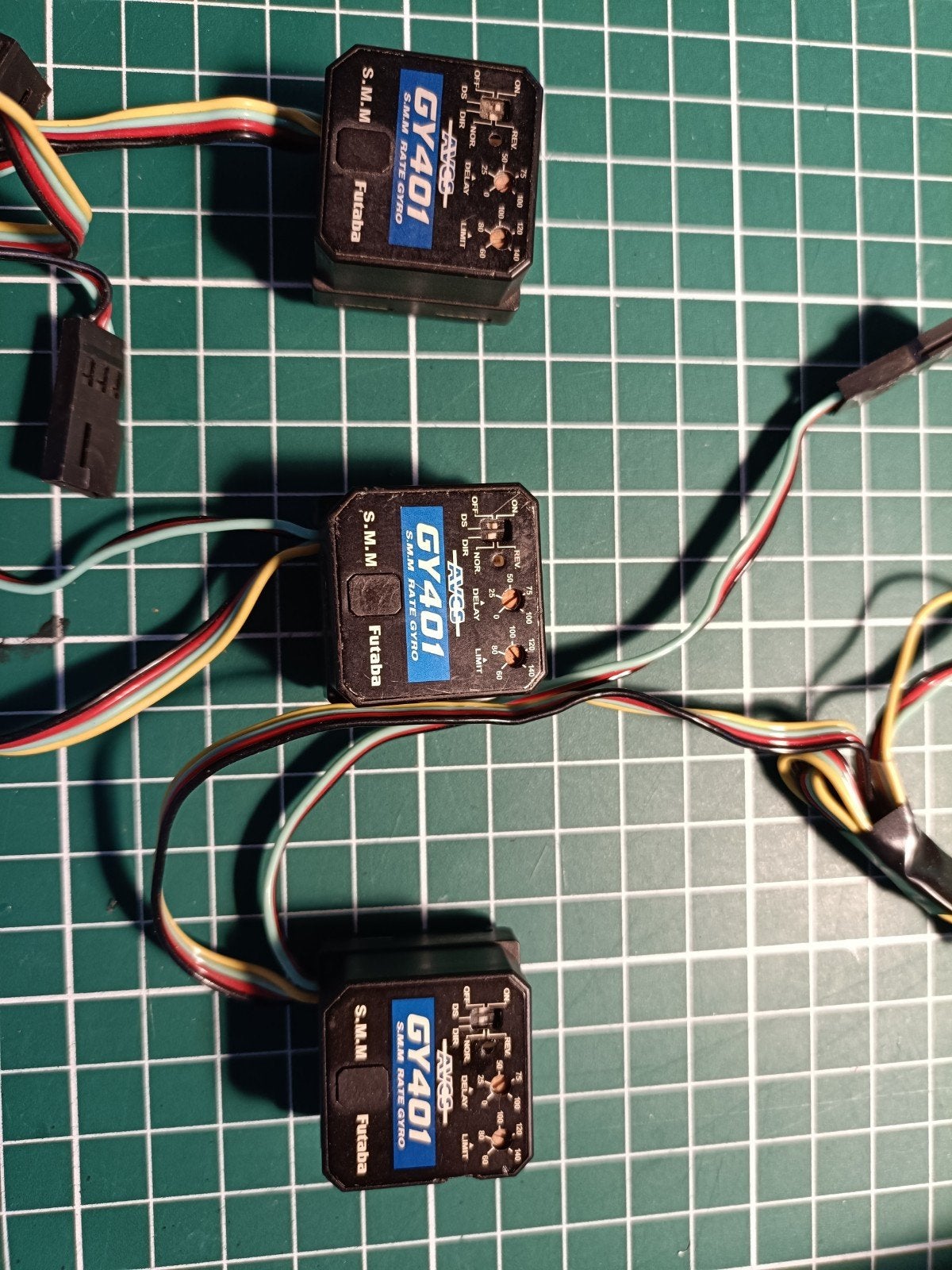 3x Futaba GY401 Gyro - Prijs per stuk, Hobby en Vrije tijd, Ophalen of Verzenden, Gebruikt