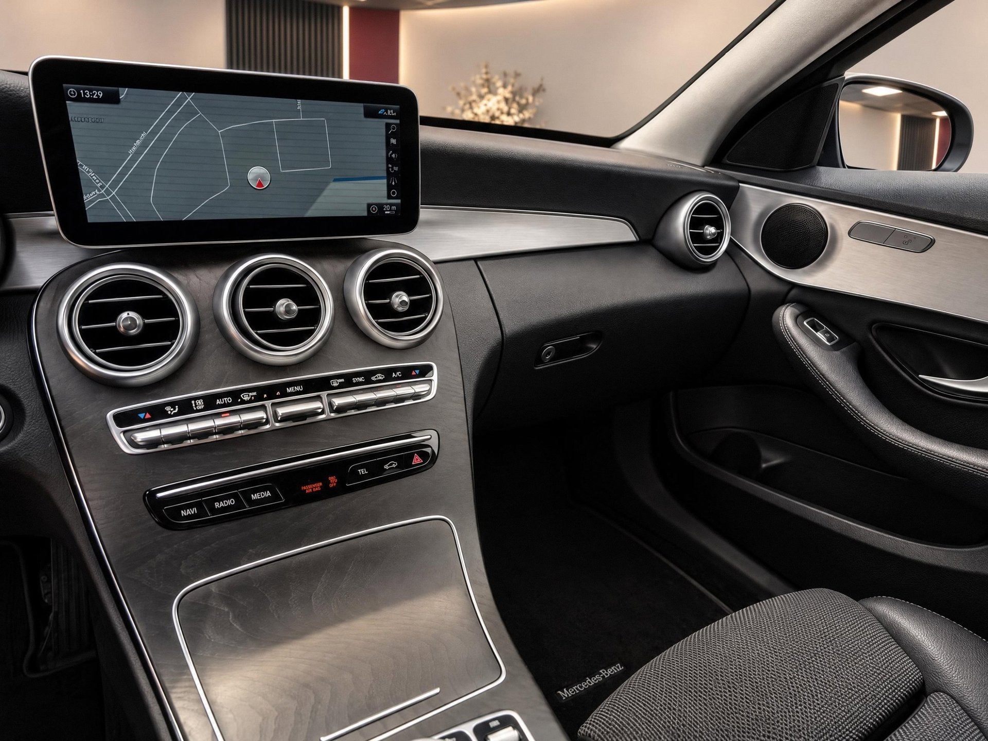 Mercedes-Benz C-klasse Estate 180 d Premium Pack | ACC | Cam, Auto's, Dealer onderhouden, Achterwielaandrijving, 4 cilinders, Leder