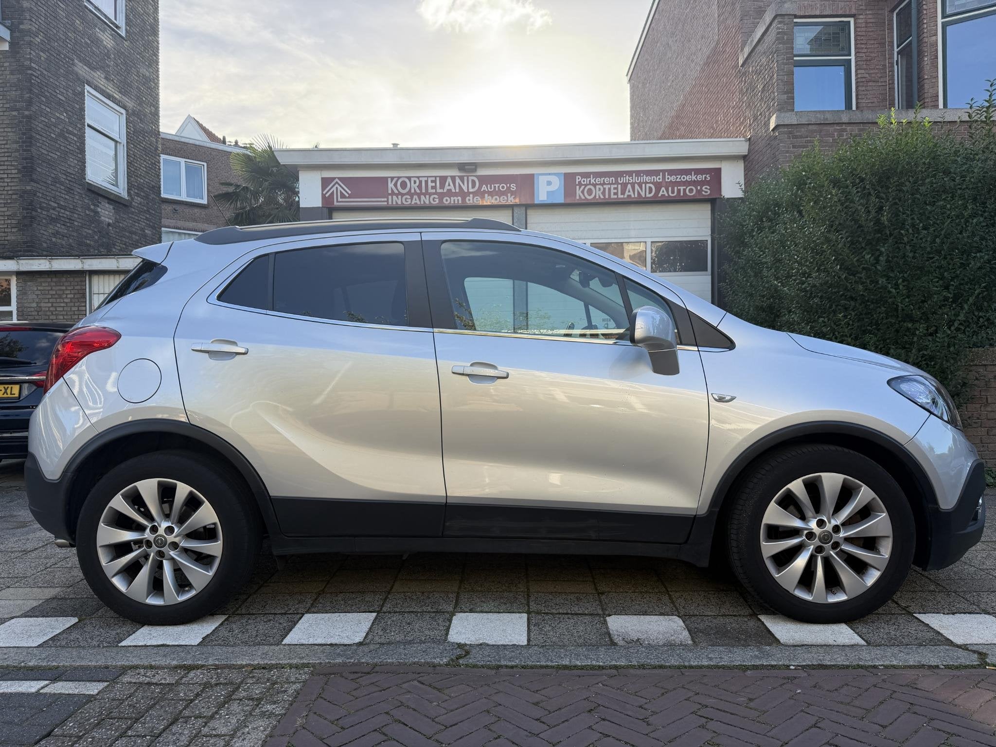 Opel Mokka 1.4 T Cosmo, Gebruikt, Met garantie (alle), Verwarmde buitenspiegels, 1364 cc