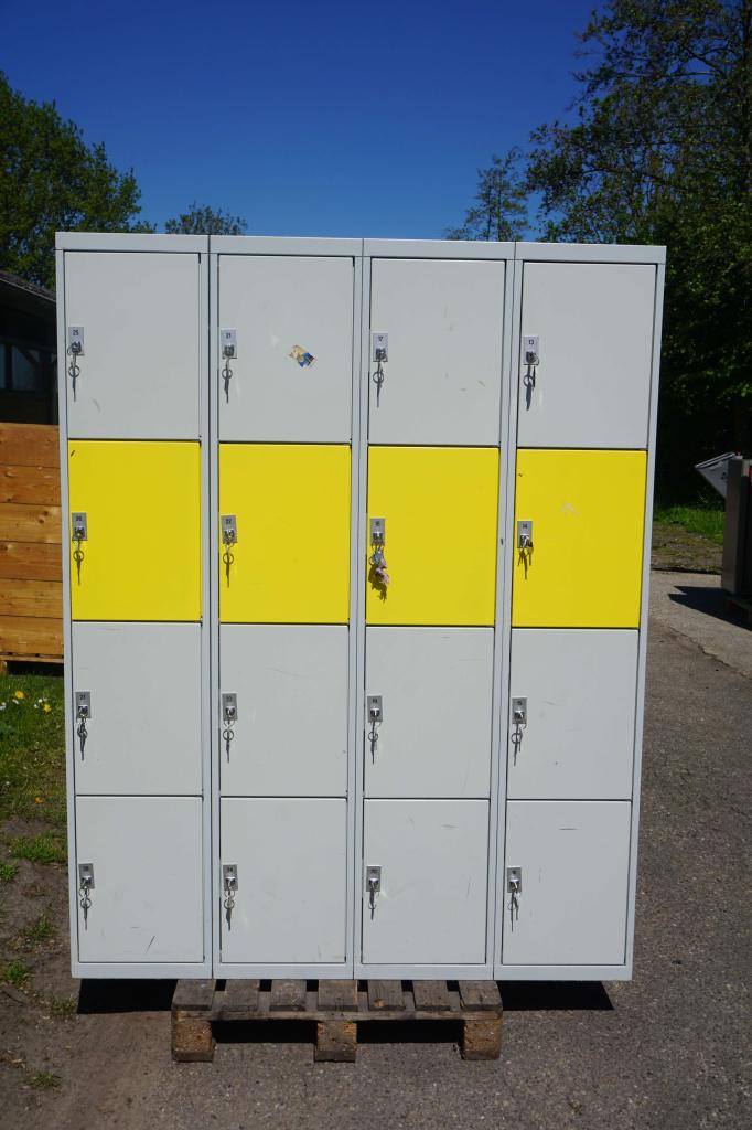 Lockerkasten lockers kluisjeskasten kluisjes