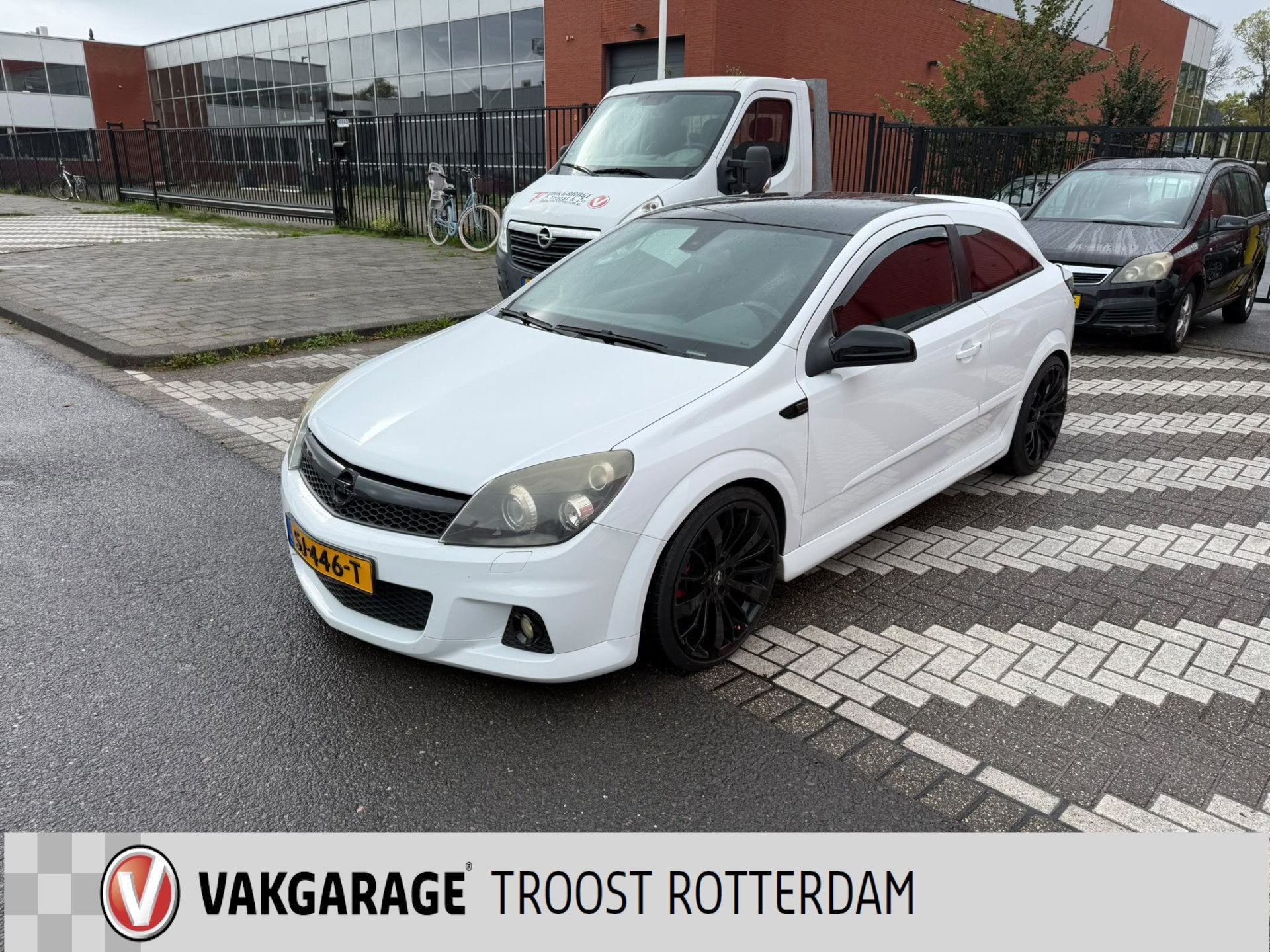Opel Astra GTC 1.6 T Sport OPC 180PK | Inruilkoopje, Verwarmde buitenspiegels, Gebruikt, 4 cilinders, 179 pk