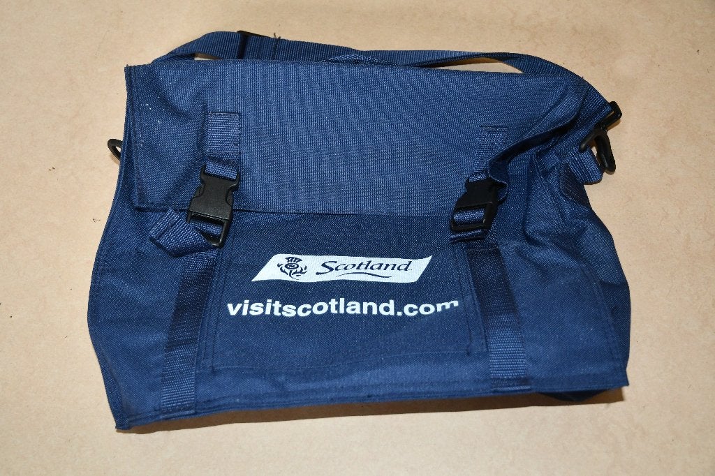 Klein blauw reistasje - Schotland, Blauw, Minder dan 40 cm, Minder dan 35 cm, Zo goed als nieuw