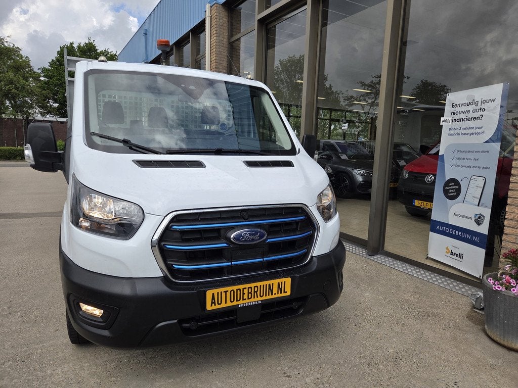Ford E-Transit 350 Trend Elektrische Kipper Airco Cruisecont, Auto's, Bestelauto's, Gebruikt, Zwart, Wit, Origineel Nederlands