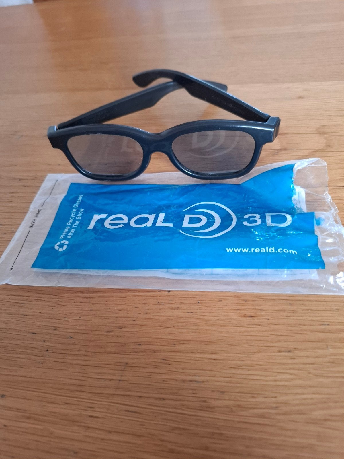 Originele RealD 3D Bril - Passief (Bioscoop/3D-TV), Ophalen, Gebruikt