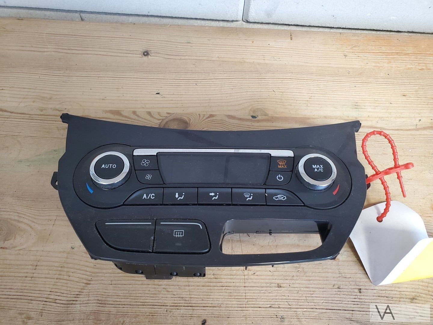 Ford Kuga kachelbediening paneel clima DV4t-18c612-ae €50, Auto-onderdelen, Gebruikt, -, -, Ophalen of Verzenden