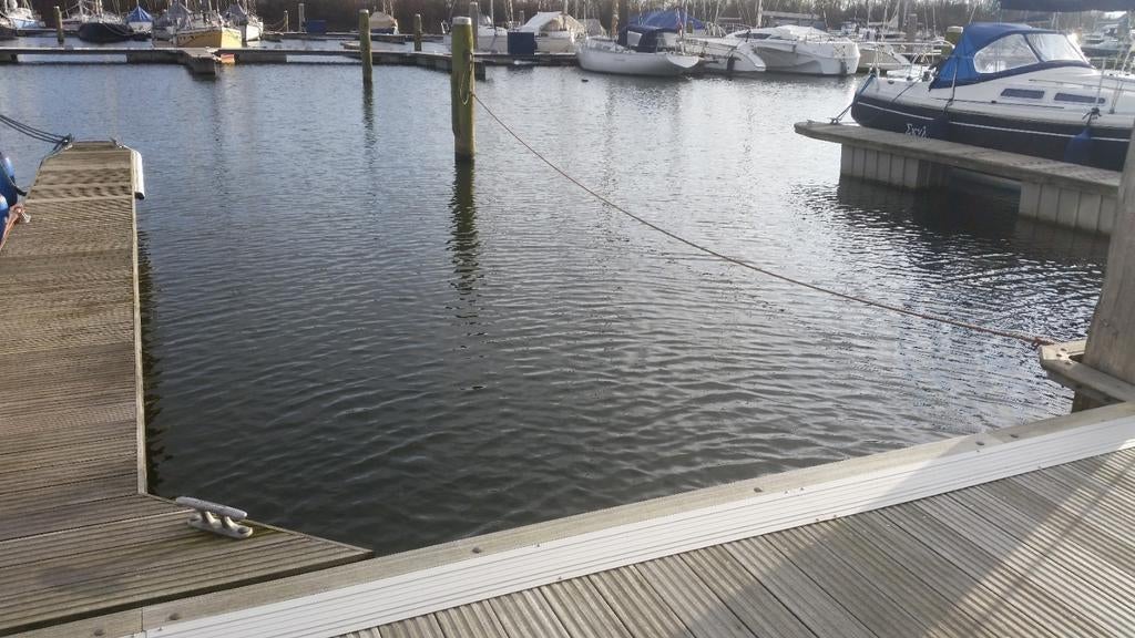 Ligplaats Regatta Center Medemblik 11 meter te huur, Watersport en Boten, Ligplaatsen, Herfst, Buiten