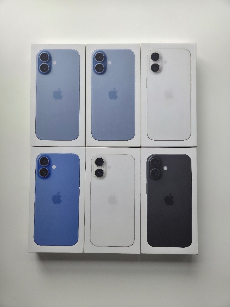 Lege Apple iPhone Doosjes (iPhone 17 & iPhone 16), Telecommunicatie, Mobiele telefoons | Apple iPhone, Blauw, IPhone 16, Ophalen of Verzenden