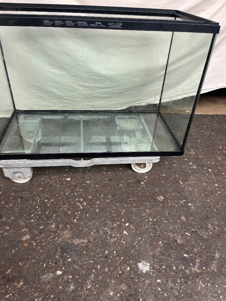 Aquarium, Ophalen, Inclusief deksel, Zo goed als nieuw, Leeg aquarium