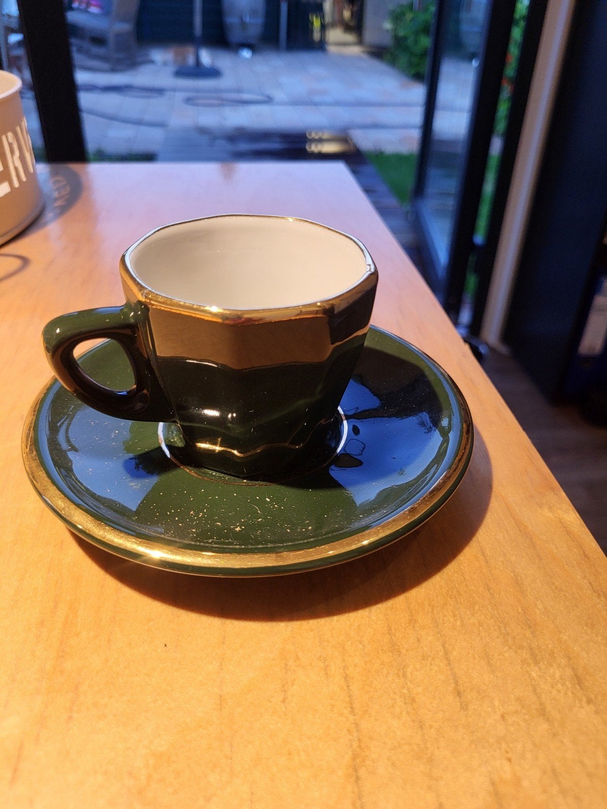 Set van 5 Apilco espresso kopjes en schotels, groen/goud, Ophalen of Verzenden
