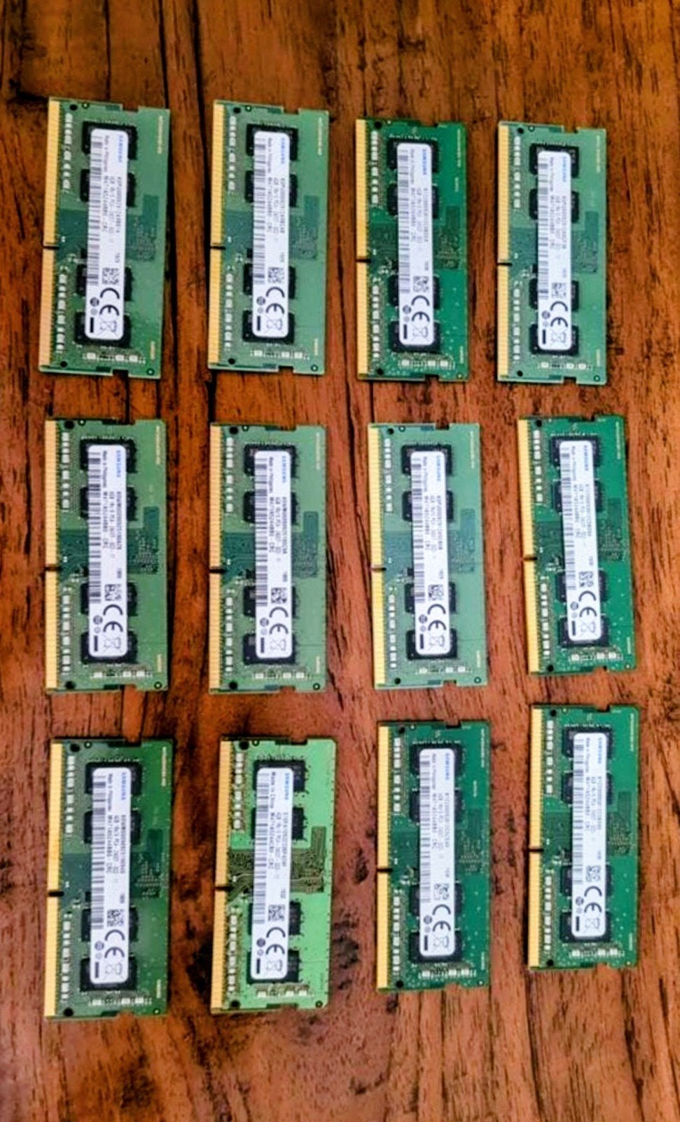 14 stuks Samsung 4GB DDR4 SO-DIMM 2400 MHz Laptop Geheugen, Computers en Software, RAM geheugen, Gebruikt, DDR4, Ophalen of Verzenden