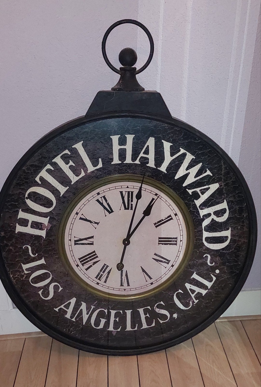 Grote decoratieve wandklok - Hotel Hayward Los Angeles, Ophalen, Vintage, Analoog, Zwart