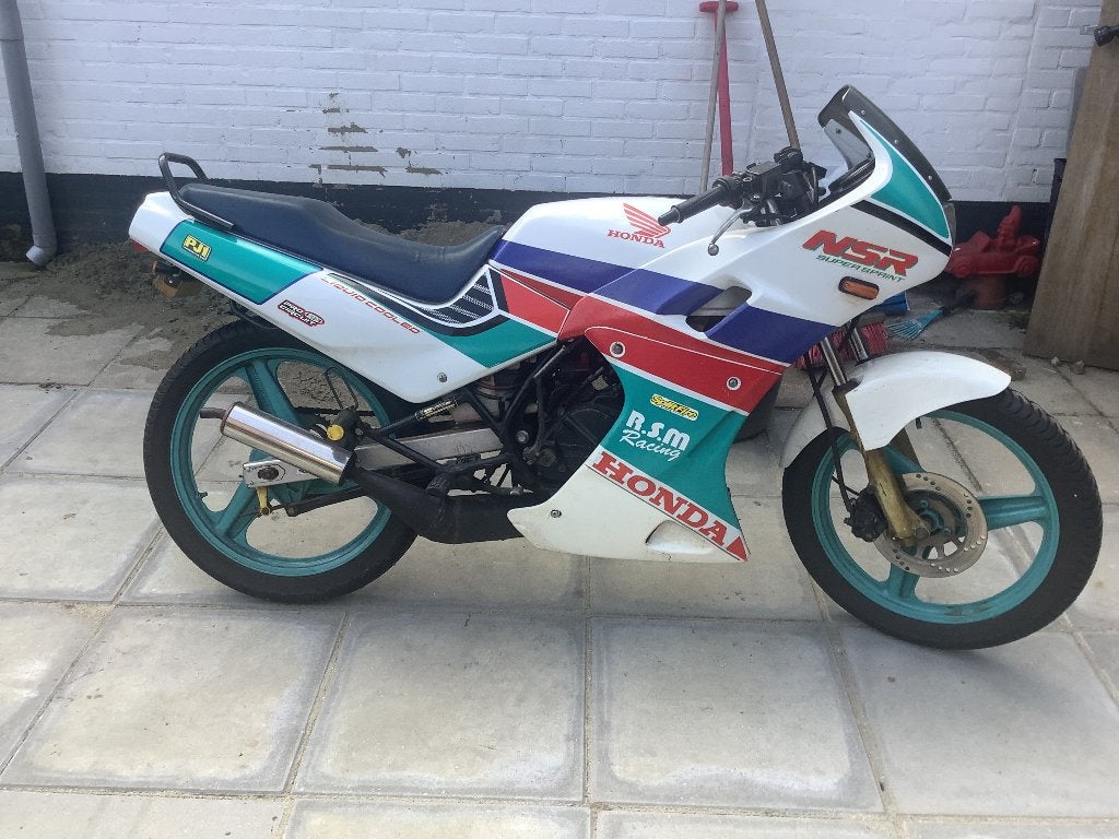 Honda NSR 50 Benetton AC08 in originele staat, Fietsen en Brommers, 6 versnellingen, Maximaal 45 km/u, Ophalen of Verzenden, Japan