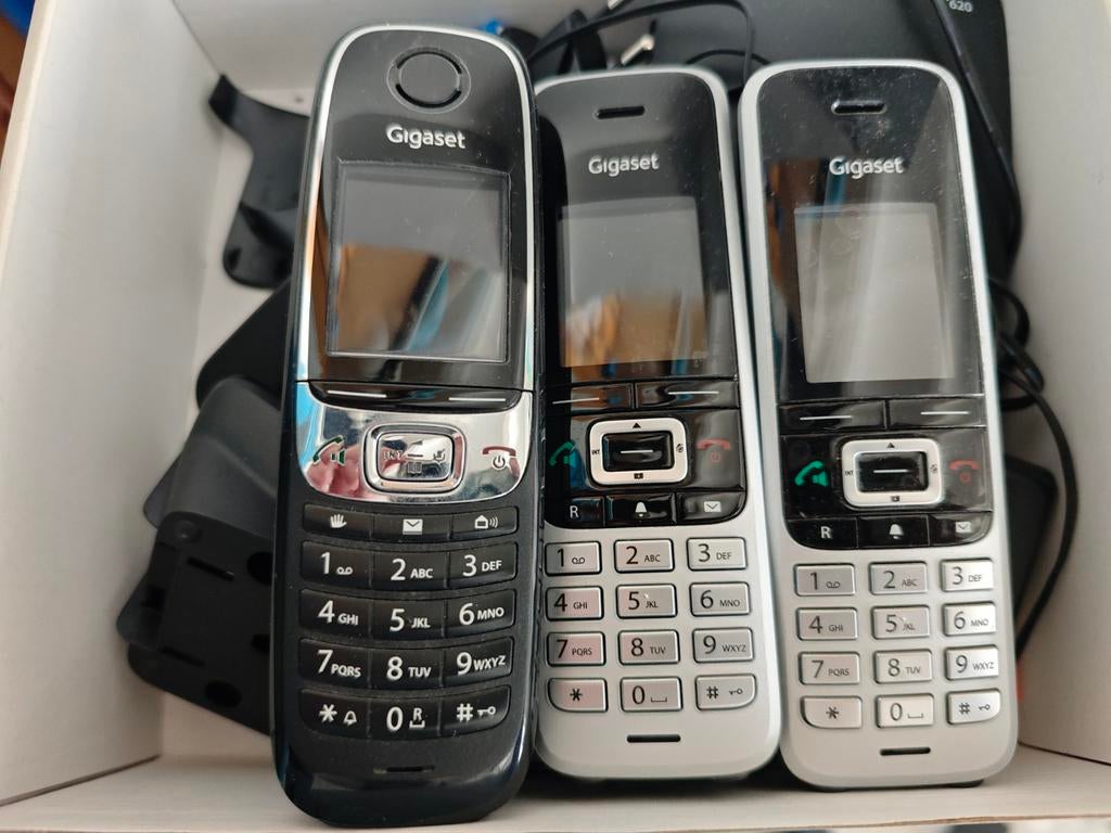 Gigaset draadloze telefoons (3 stuks), Telecommunicatie, Vaste telefoons | Handsets en Draadloos, Gebruikt, 3 handsets, Ophalen