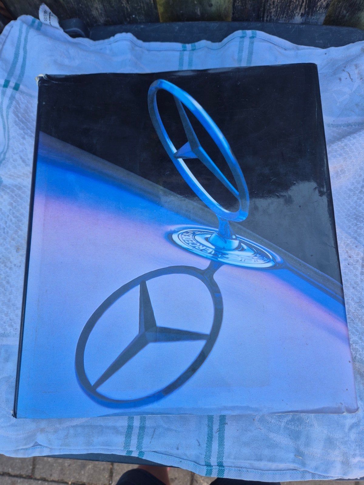 Mercedes-Benz Boek: Geschiedenis en Modellen, Ophalen of Verzenden, Gelezen, Mercedes, Rainer W. Schlegelmilch, Hartmut Lehbrink