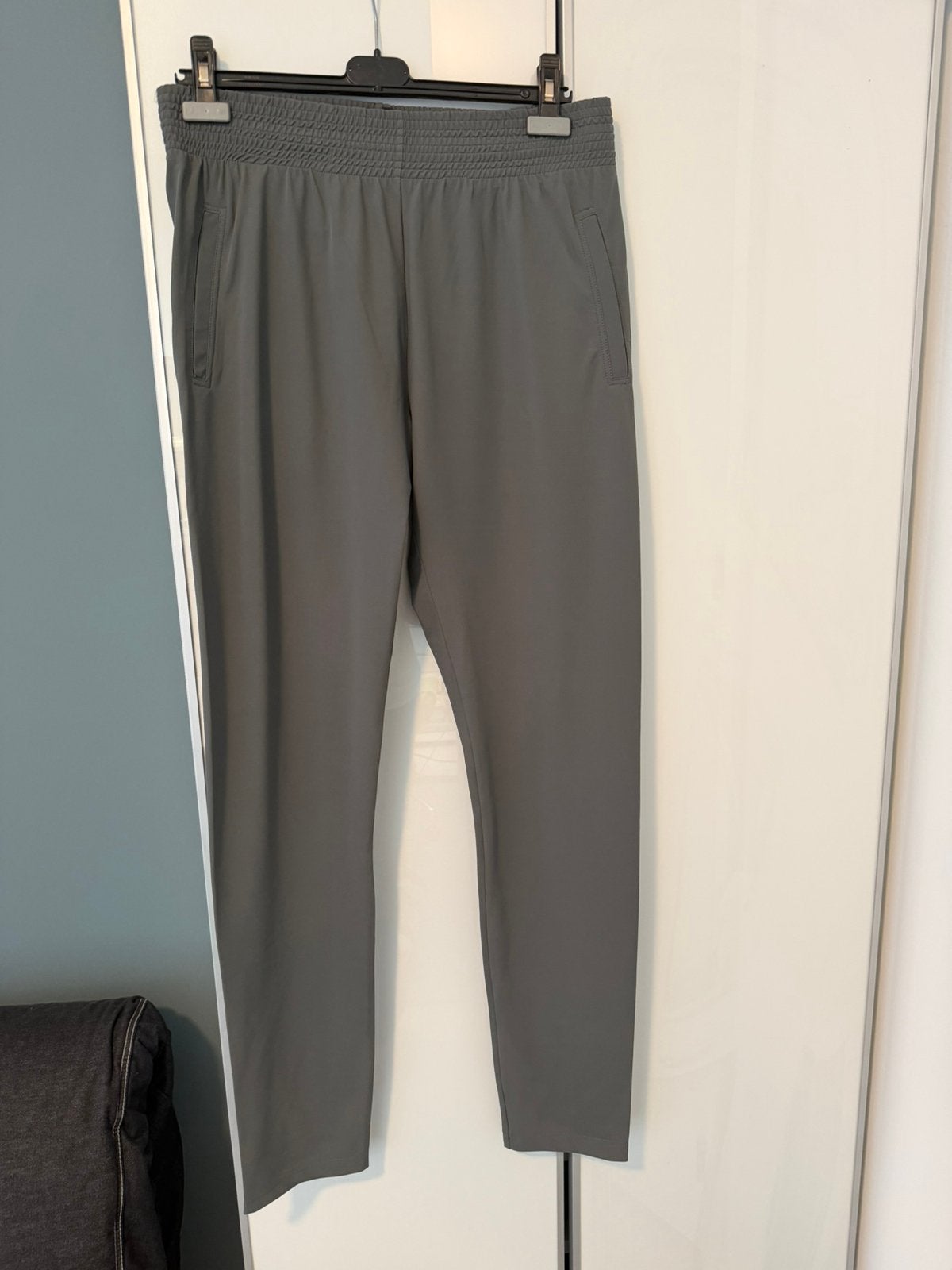 Bijna nieuw van Japan TKY groene broek maat XL, Maat 42/44 (L), Ophalen of Verzenden, Zo goed als nieuw, Lang
