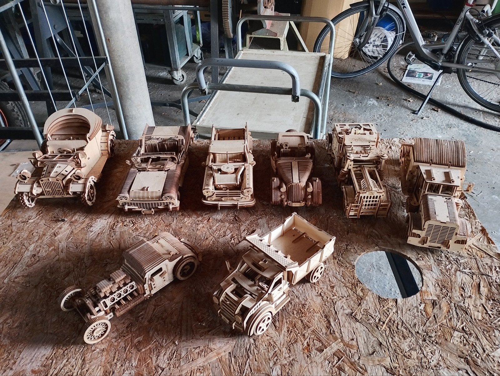 Wood trick 3d model autos, Ophalen, Zo goed als nieuw