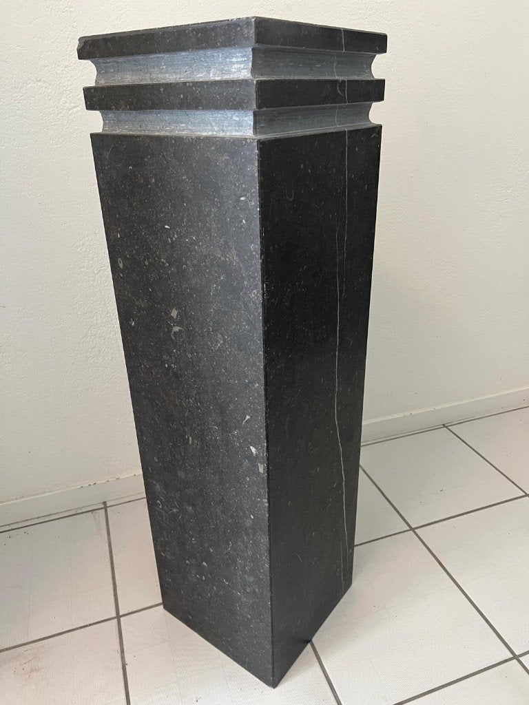 Hardstenen console, Ophalen, Zo goed als nieuw