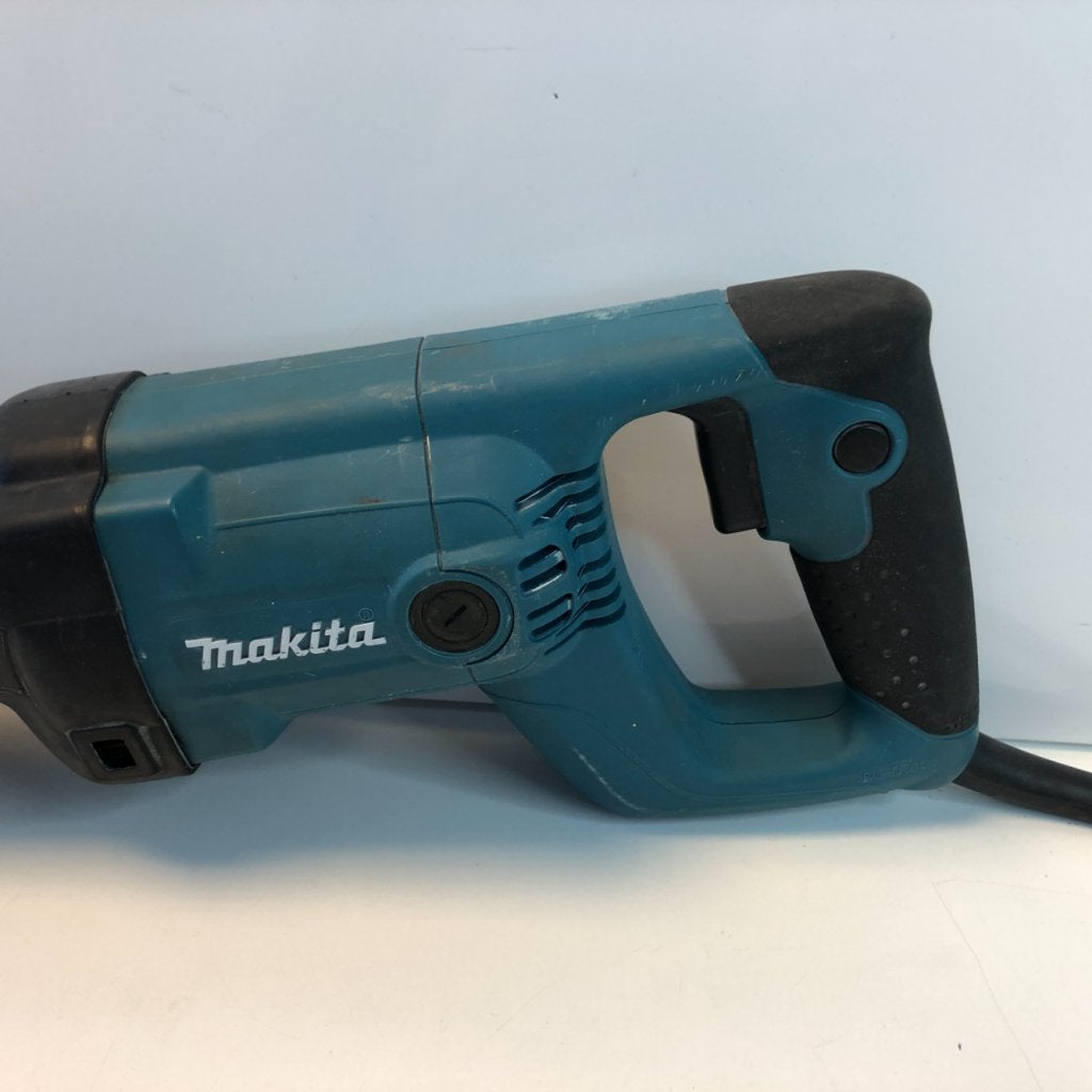 Makita JR3050T Reciprozaag | Nette staat, Makita, Zo goed als nieuw, Support@makita.com, Makita Corporation, 3-11-8, Sumiyoshi-cho, 
Anjo, Aichi 446-8502
Japan