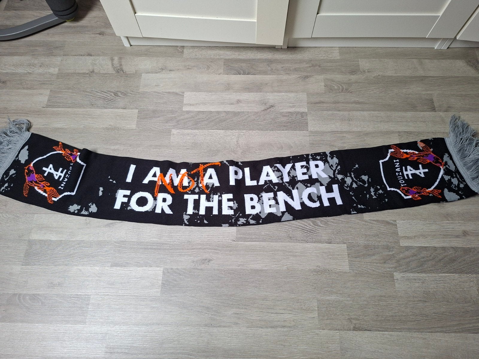 TOUZANI Sjaal - I AM A PLAYER FOR THE BENCH, Ophalen of Verzenden, Zo goed als nieuw, Sjaal