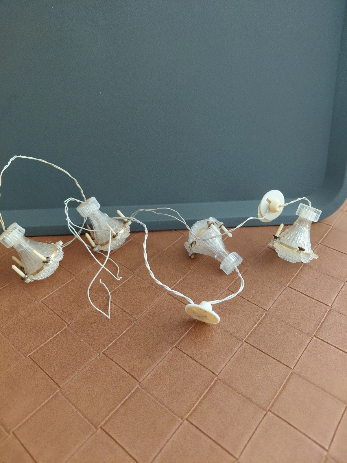 Lundby hanglampjes 3,5volt opknappers zie foto, Ophalen of Verzenden, Gebruikt, Poppenhuis