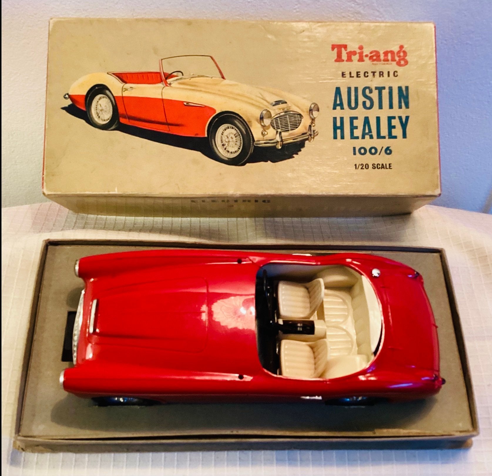 Tri-ang 1958 Austin Healey 100/6 nieuw in doos,incompleet, Ophalen