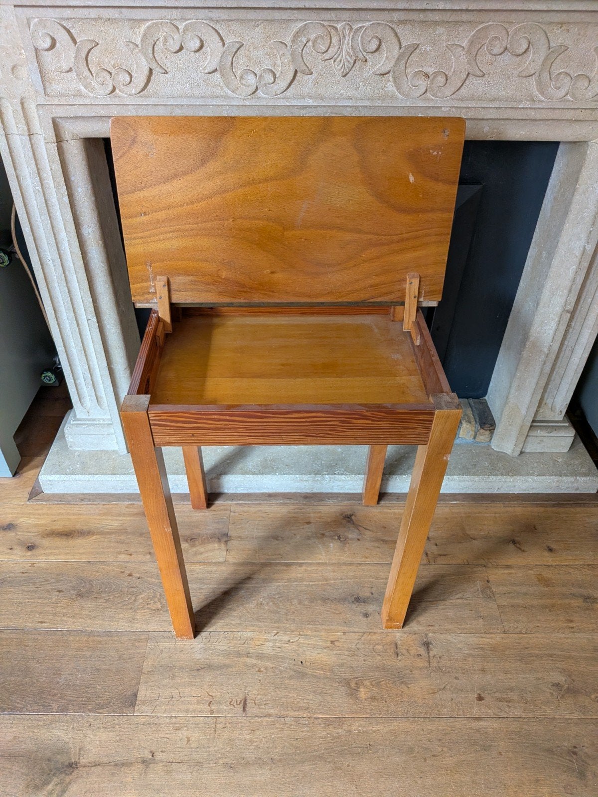 Vintage houten schoolbankje/brocante opklapbaar blad

Pracht, Ophalen