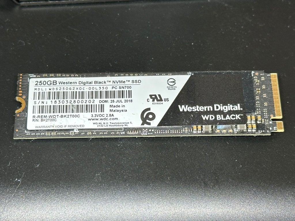 Western Digital Black SN700 NVMe SSD – 250GB, Computers en Software, Harde schijven, Intern, Gebruikt, SSD, 250GB