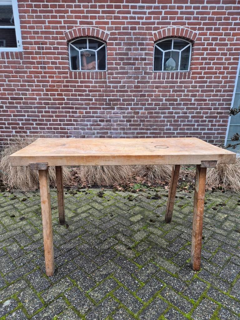 Oude houten tafel/ sidetable., Ophalen