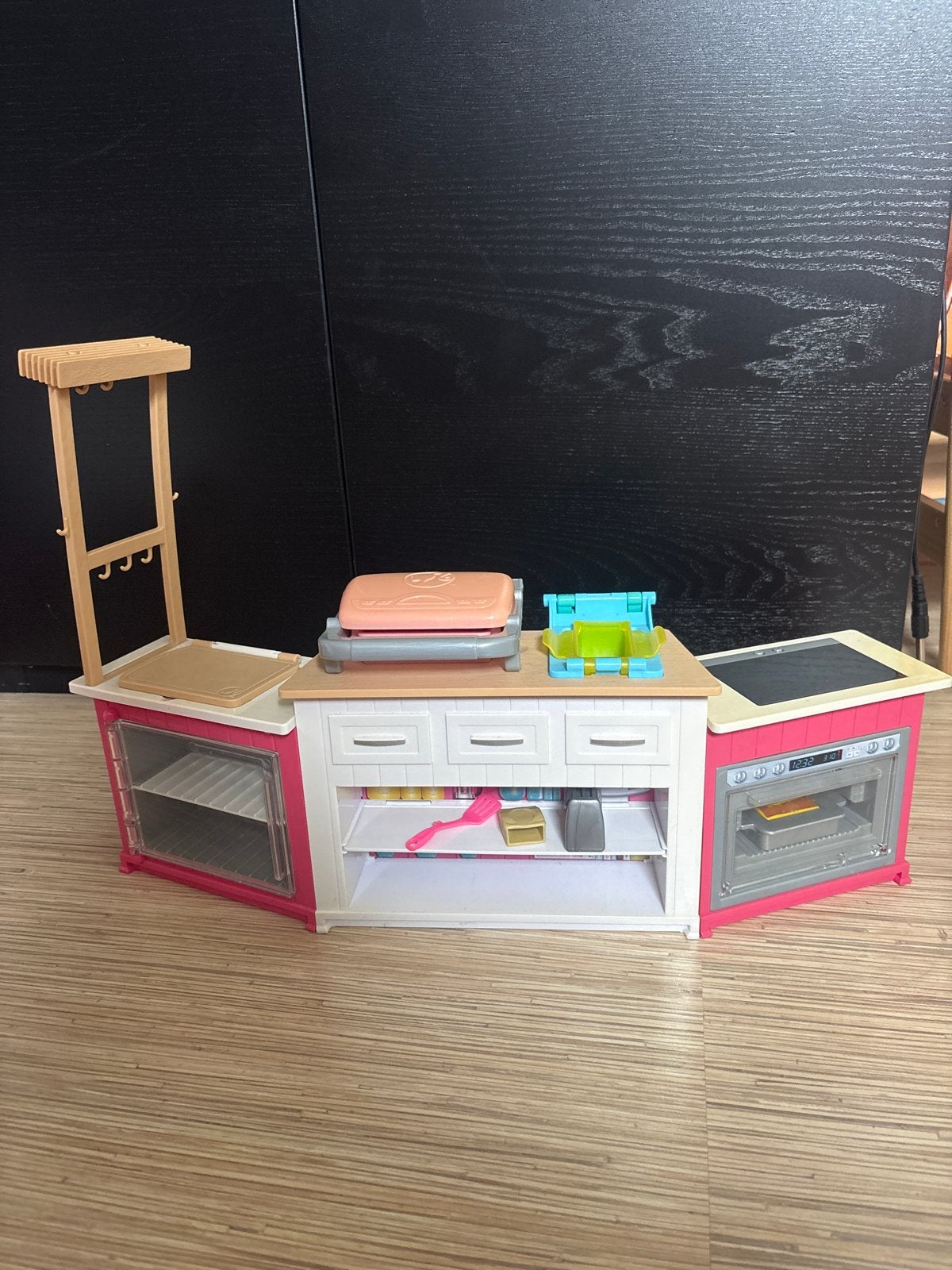 Barbie speelkeuken met accessoires, Ophalen of Verzenden, Gebruikt, Meisje