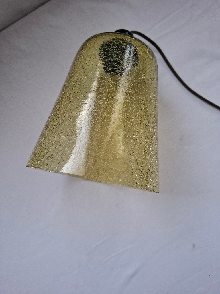 hanglamp met gebroken geel glas, Huis en Inrichting, Lampen | Hanglampen, Ophalen of Verzenden, Gebruikt, Glas, E27 (groot)