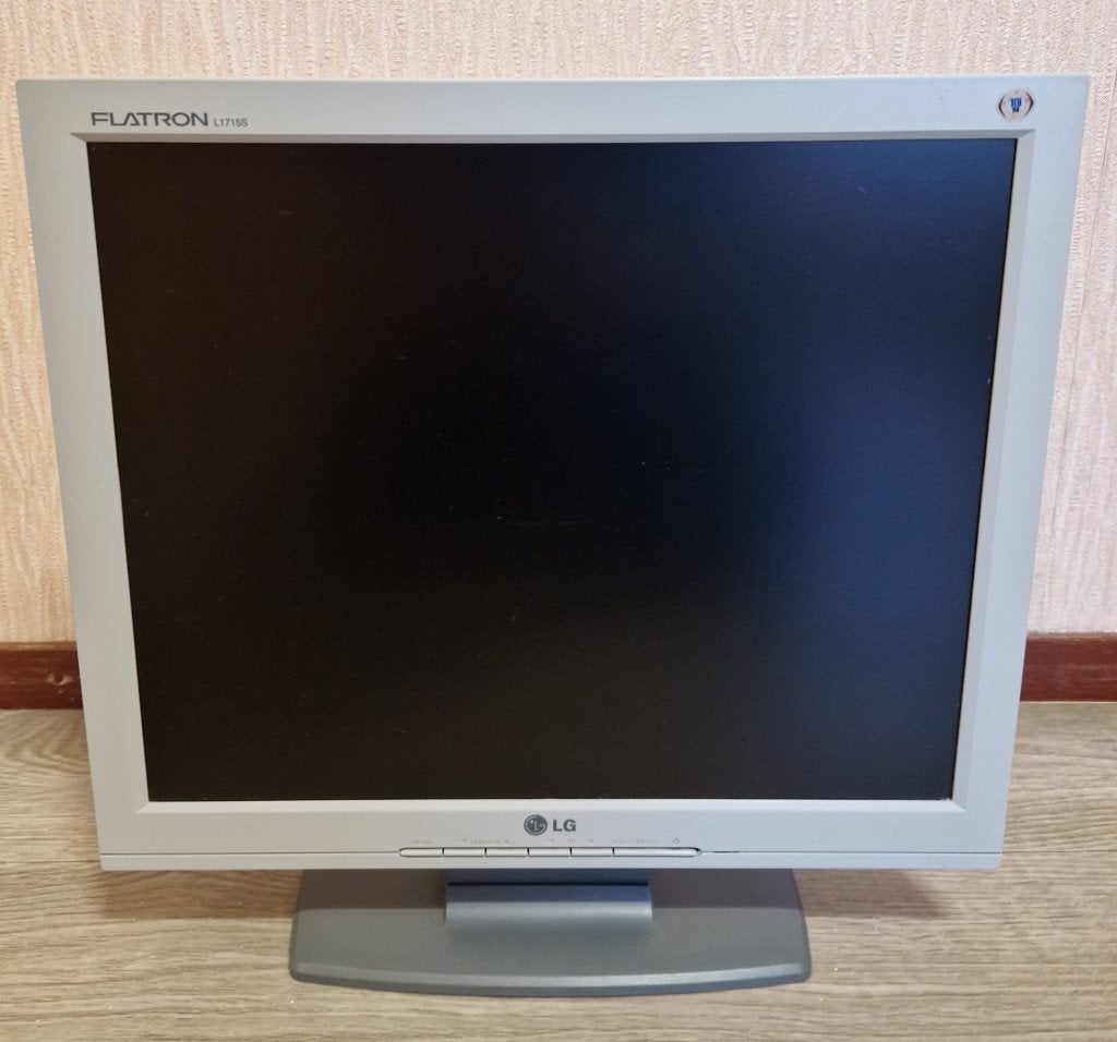 LG Flatron L1715S - computerscherm, Computers en Software, Monitoren, Gebruikt, Kantelbaar, VGA, TN