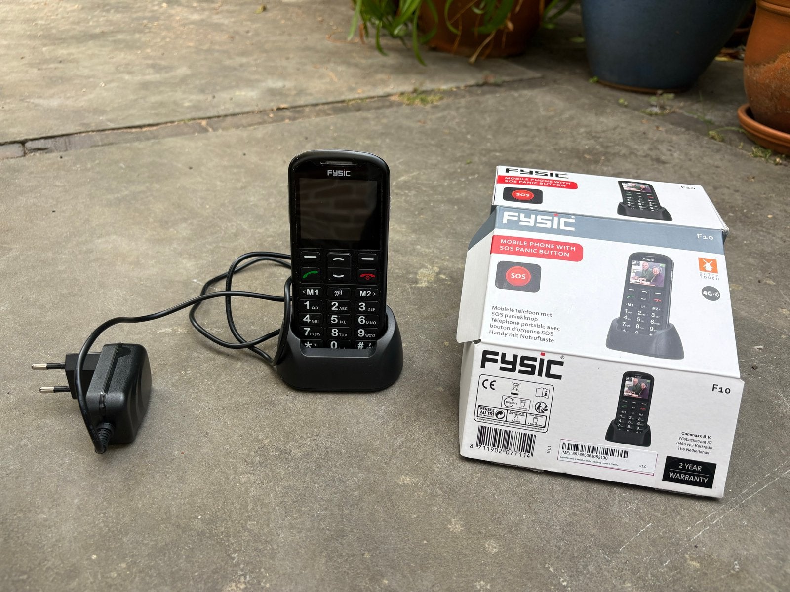Fysic F10 Mobiele Telefoon met SOS Paniekknop, Ophalen of Verzenden, Zo goed als nieuw, Zonder abonnement, Zonder simlock
