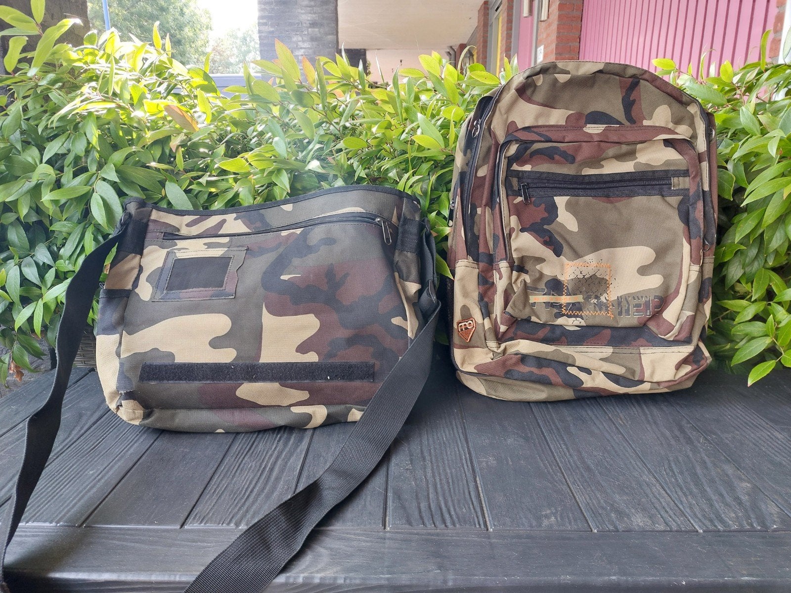 camouflage tassen, Sieraden, Tassen en Uiterlijk, Ophalen, Zo goed als nieuw