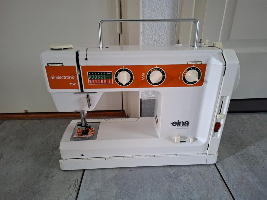 MOOIE GOED WERKENDE NAAIMACHINE, Ophalen, Gebruikt, Naaimachine, Overige merken