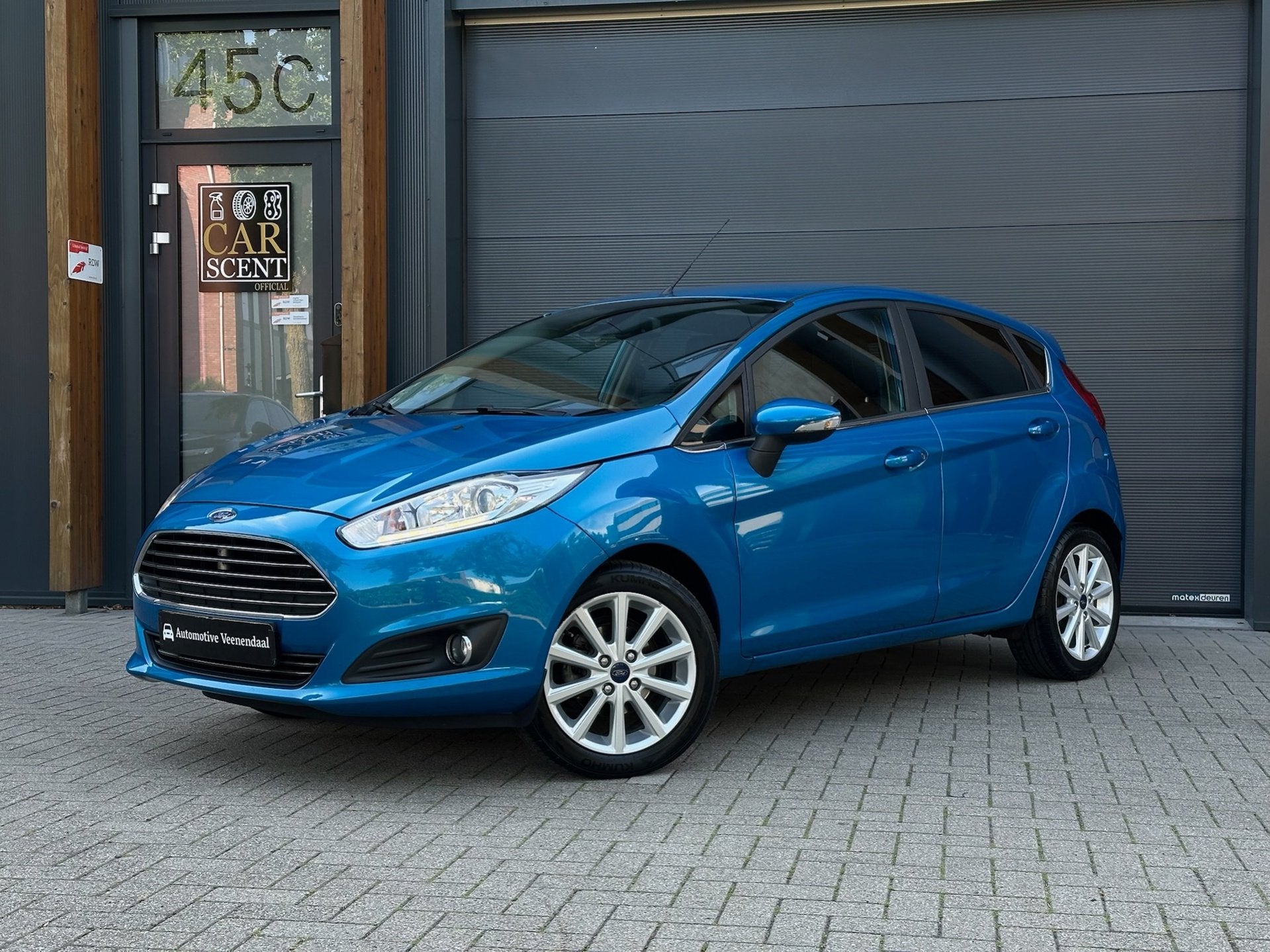 Ford Fiesta 1.0 Titanium 5-Deurs Clima, LMV, Navi etc!, Auto's, Voorwielaandrijving, Euro 6, 525 kg, Blauw