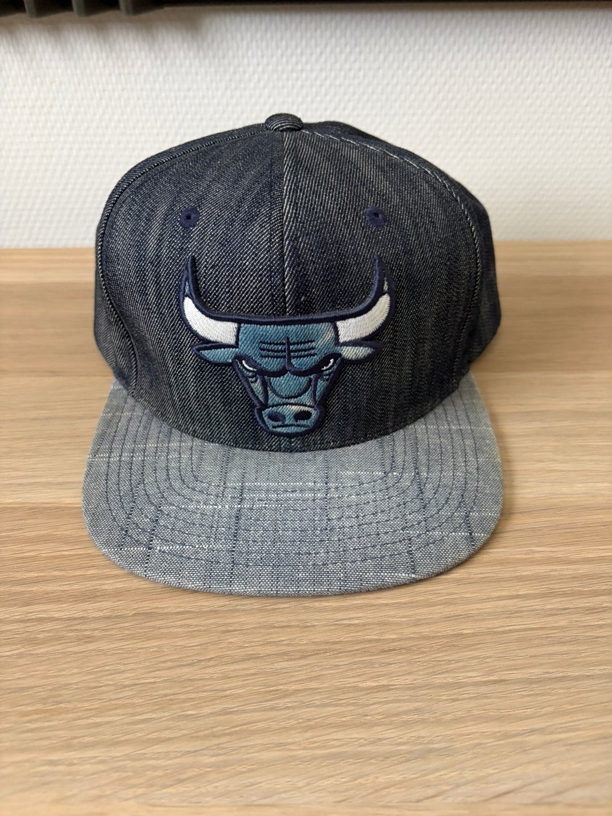 Chicago Bulls Snapback pet, Ophalen of Verzenden, Zo goed als nieuw, One size fits all, Pet