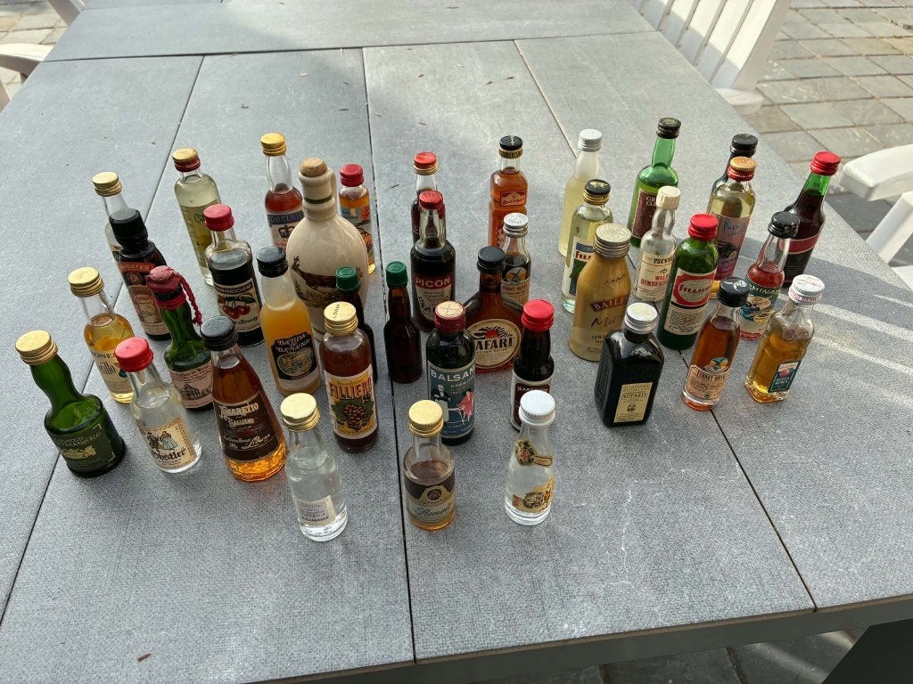 lot miniatuurflesjes drank, Verzamelen, Verzenden, Gebruikt, Overige typen